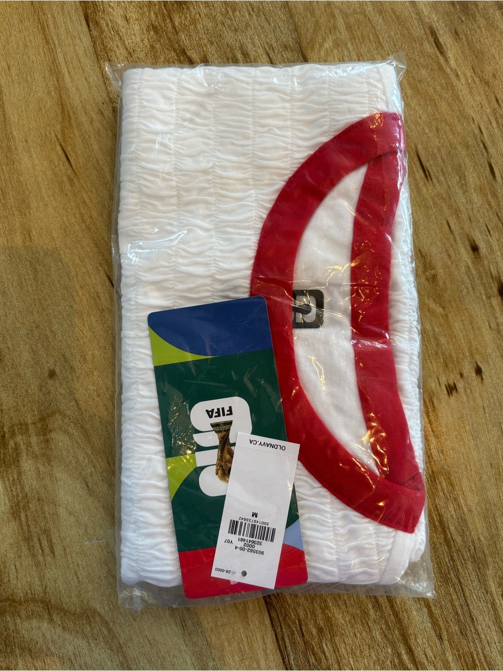 World Cup 26 Canada Smocked Graphic T-shirt - Picture 4 of 5